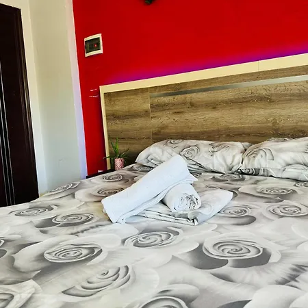 Apartament Shkembi I Kavajes * Δυρράχιο