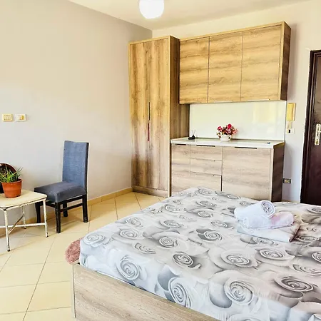 Apartament Shkembi I Kavajes Δυρράχιο